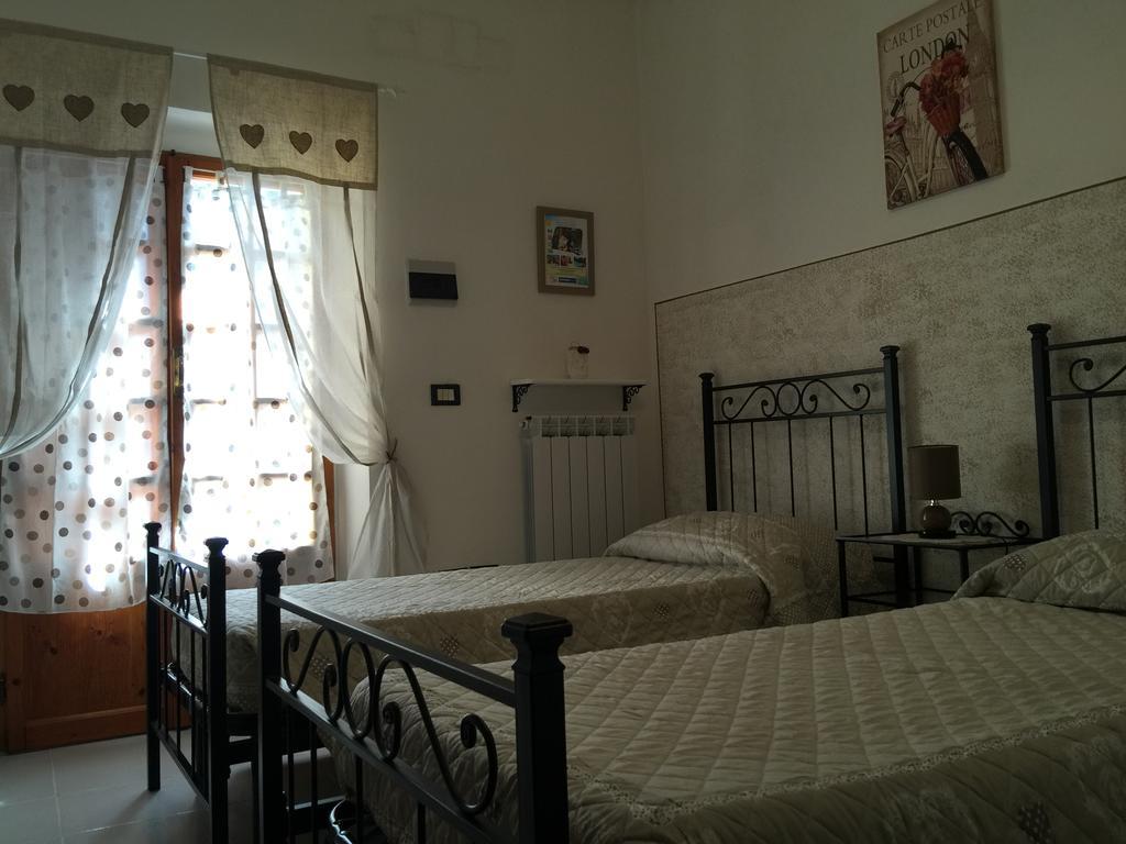 Aparthotel Il Porto Tuoro sul Trasimeno Exteriér fotografie
