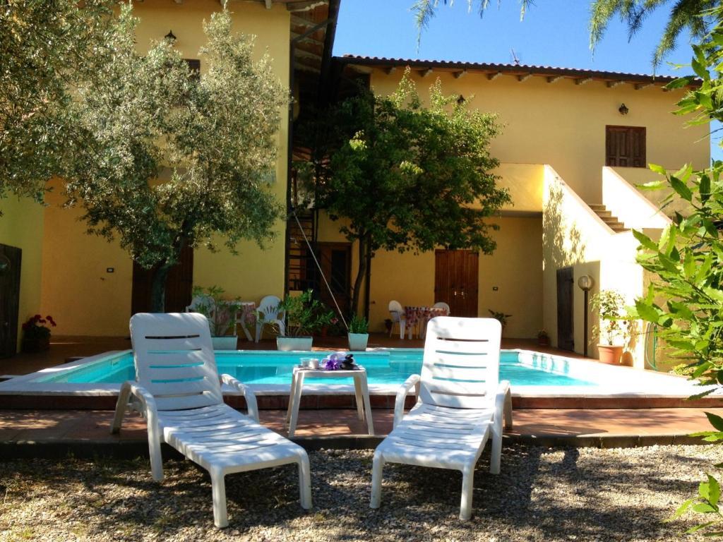 Aparthotel Il Porto Tuoro sul Trasimeno Exteriér fotografie