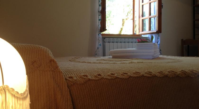 Aparthotel Il Porto Tuoro sul Trasimeno Pokoj fotografie